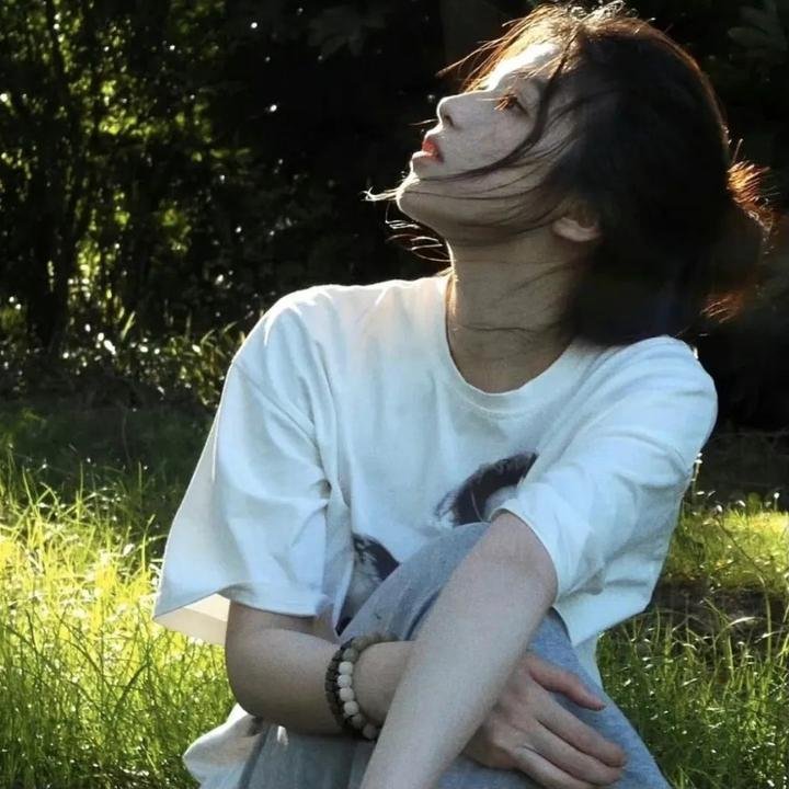 阳光下游